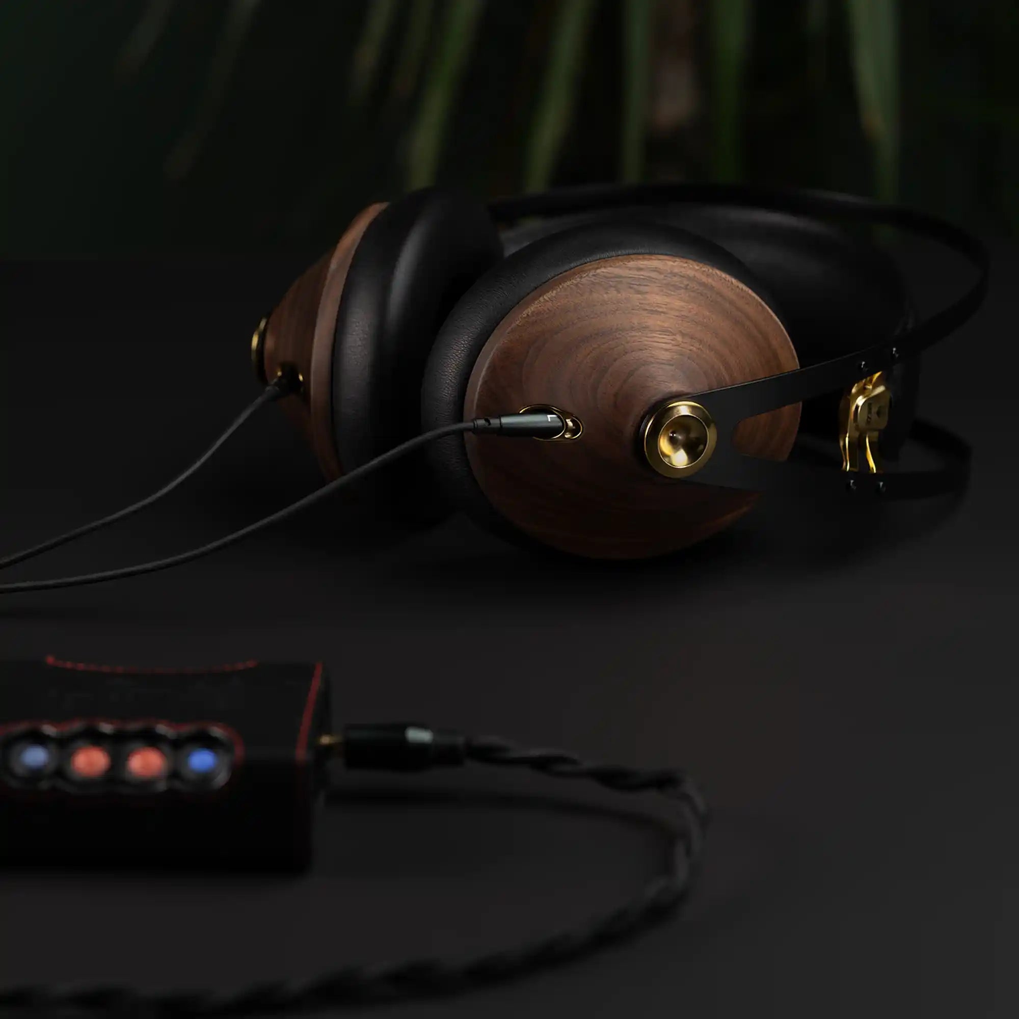 MEZE 99 Classics 2nd GEN Closed-Back Headphones