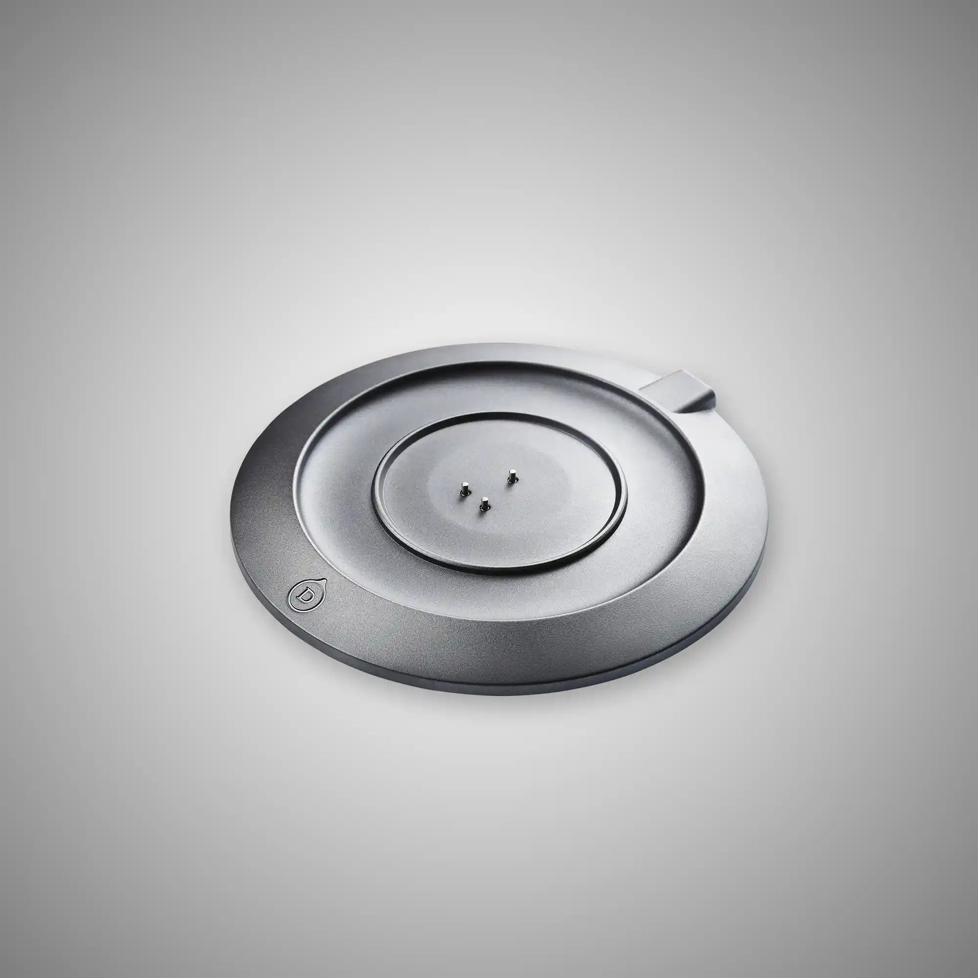 DEVIALET Mania Charging Dock (Angle) - DOUGLAS HIFI
