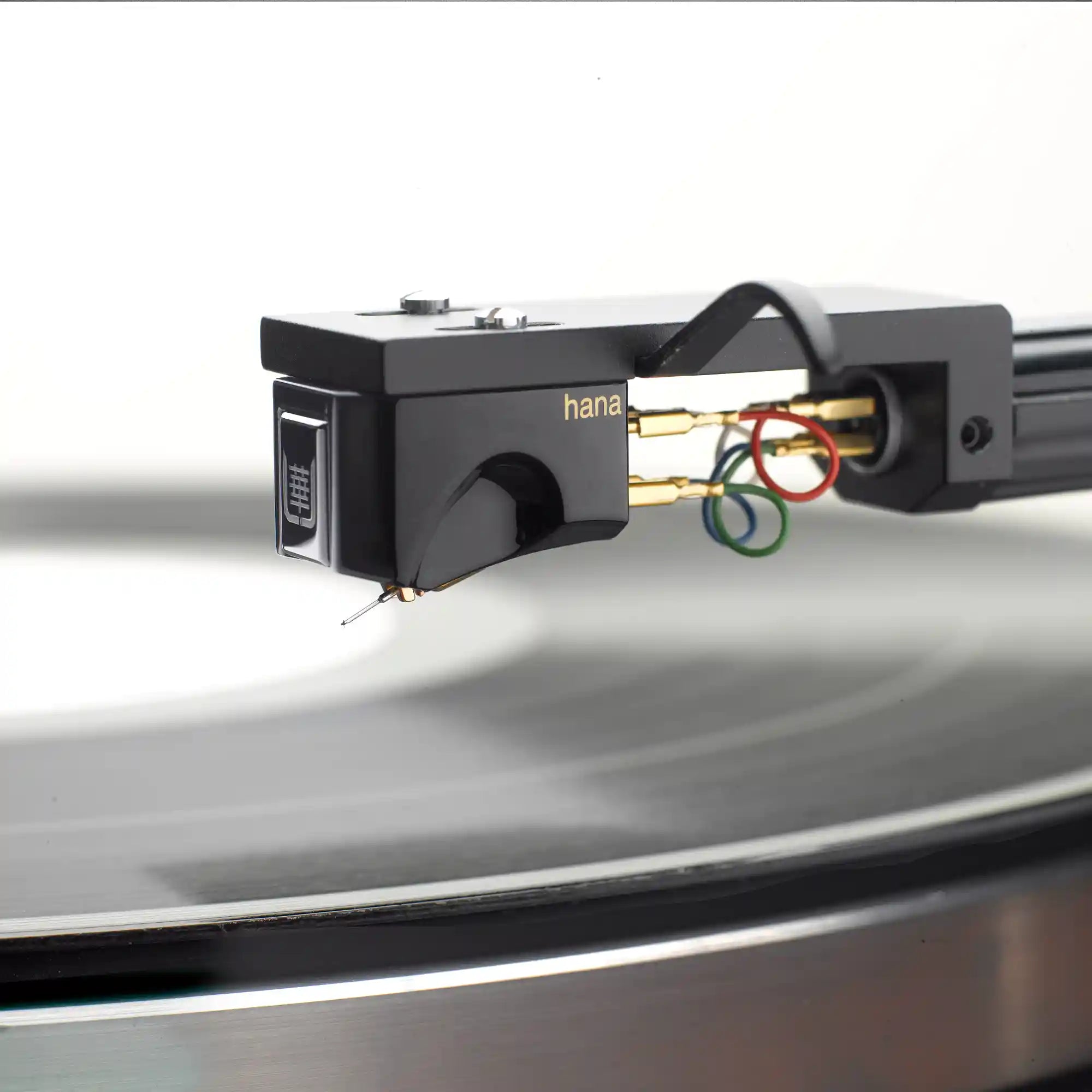 HANA Umami Black Moving Coil Cartridge (on Tonearm) - DOUGLAS HIFI