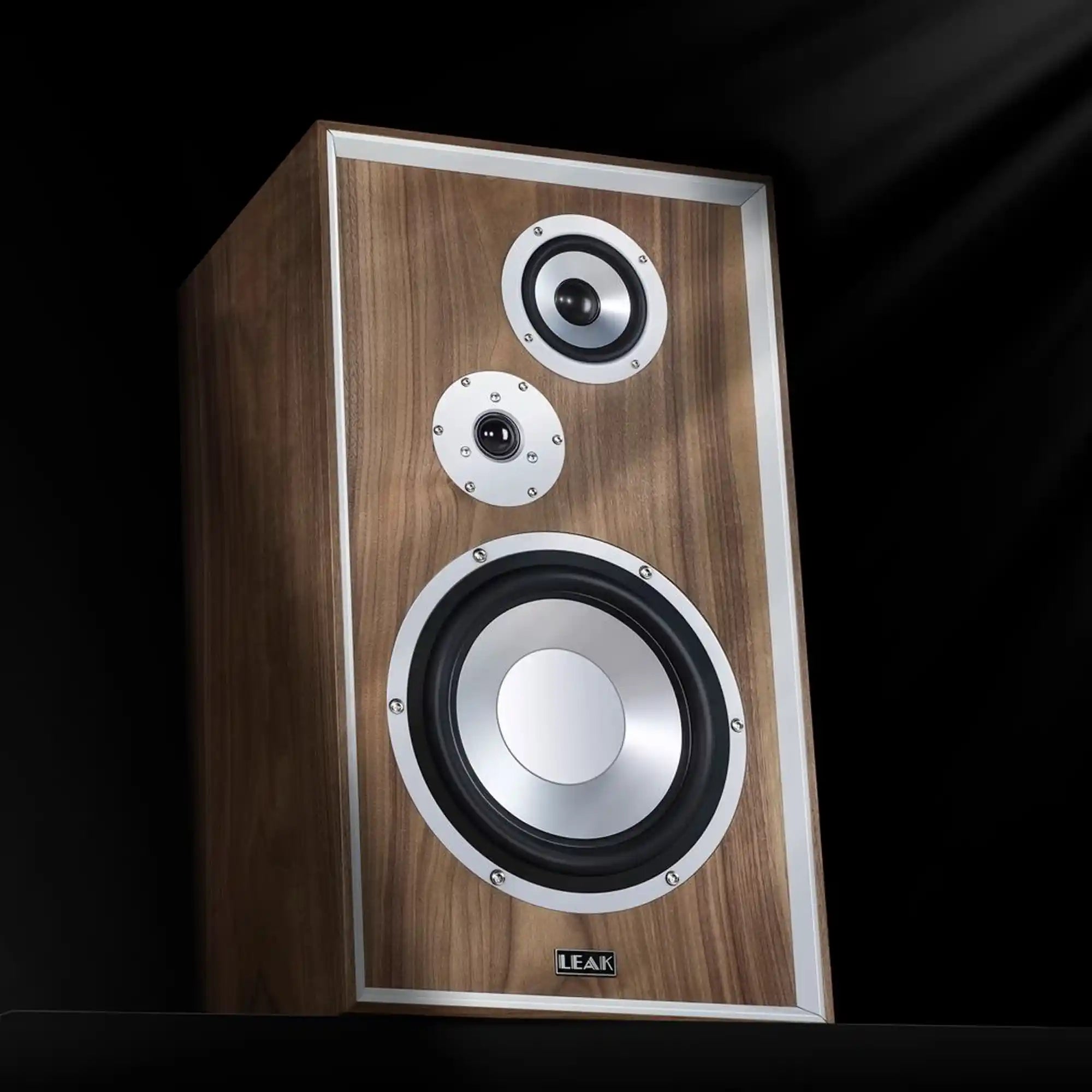 Leak Audio 250 Sandwich Speakers LIFESTYLE - DOUGLAS HIFI