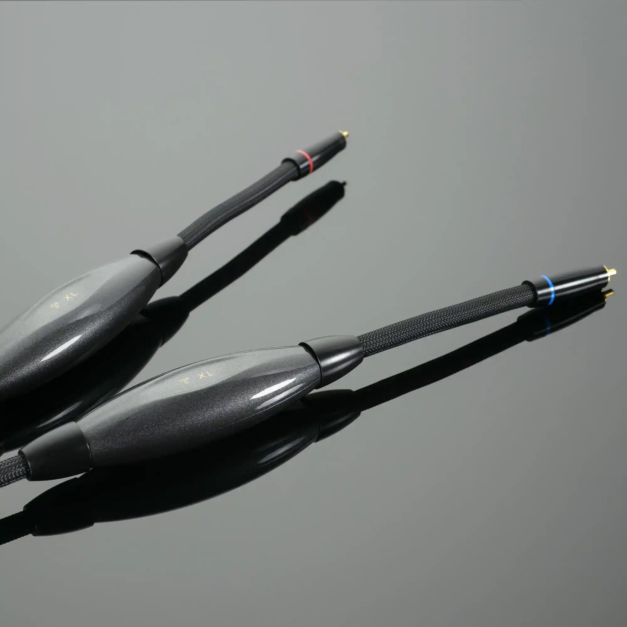 Transparent Audio XL RCA Interconnect Cable (Close-Up) - DOUGLAS HIFI