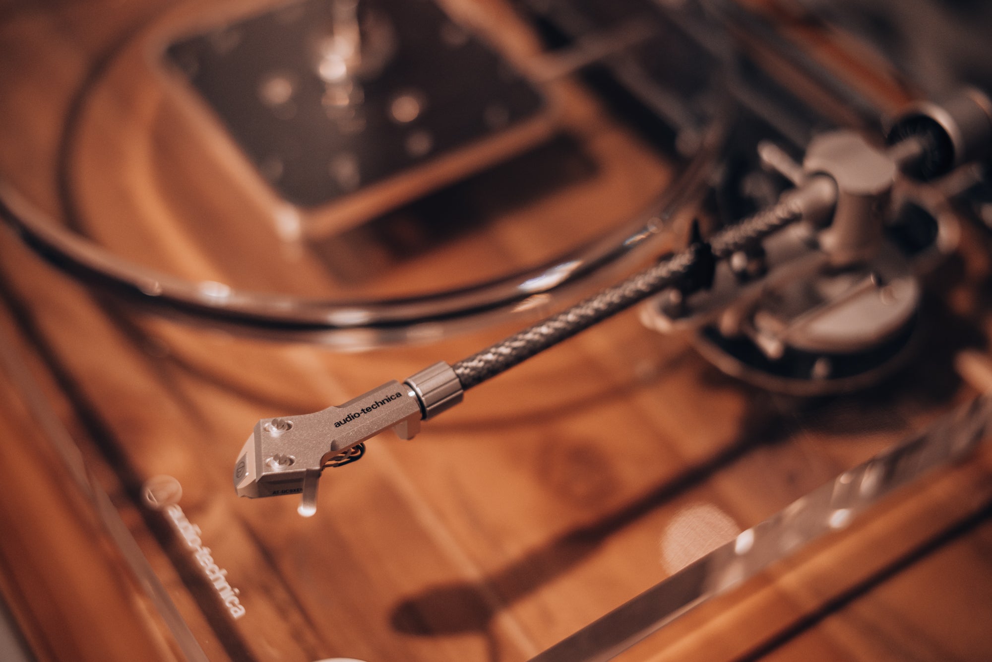AUDIO TECHNICA