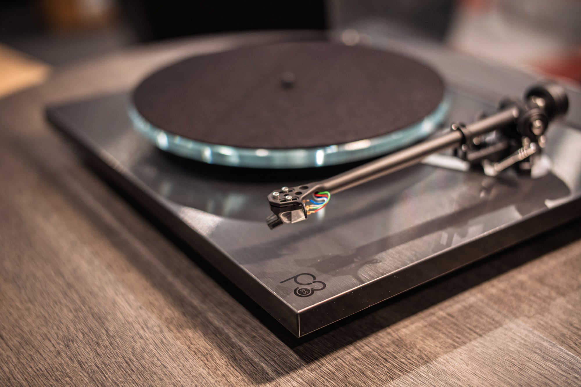 REGA - TURNTABLES
