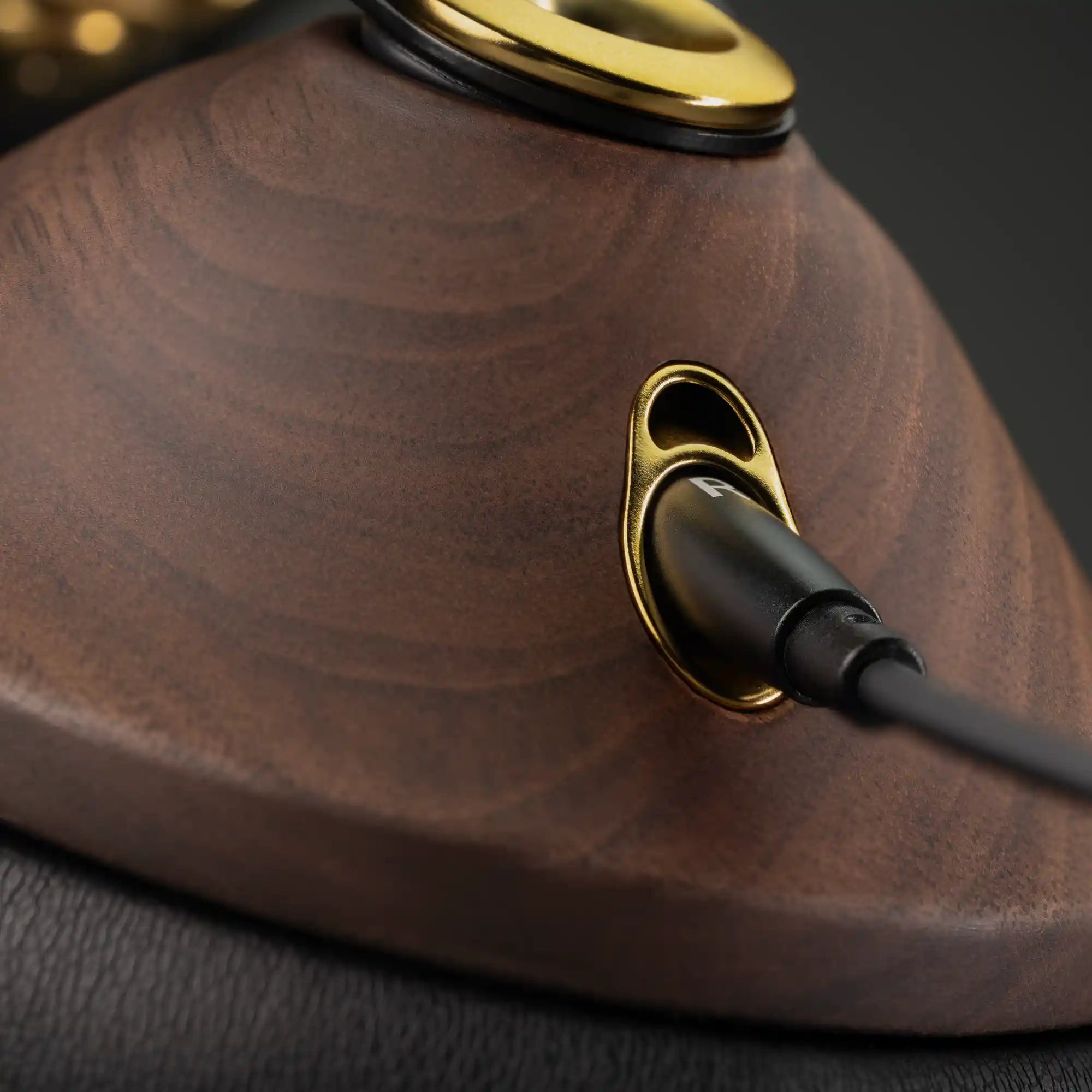 MEZE 99 Classics 2nd GEN Closed-Back Headphones