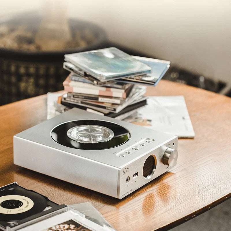 Shanling EC3 CD Player SILVER Lifestyle - DOUGLAS HIFI