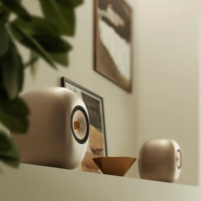 KEF LS LUXE Active Speakers Dusk Titanium (Lifestyle) - DOUGLAS HIFI