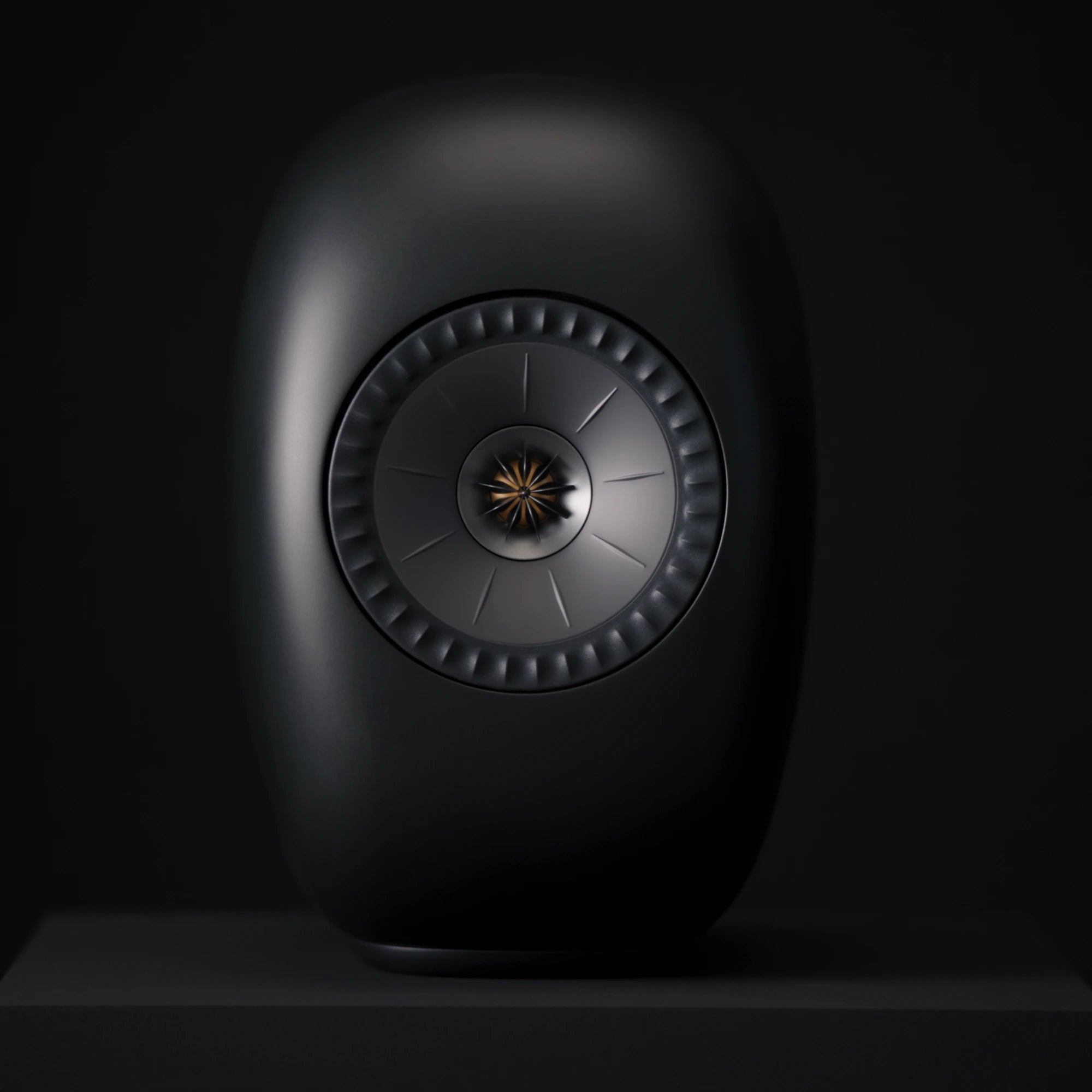 KEF LS LUXE Active Speakers Eclipse Black (Mood)- DOUGLAS HIFI