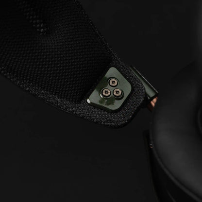 MEZE Strada Closed-Back Headphones Lifestyle View 4 - DOUGLAS HIFI