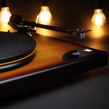 MOFI ELECTRONICS x Fender American Vintage Turntable (Lifestyle) - DOUGLAS HIFI