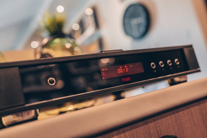 Rega Saturn Cd Player & DAC Image 1 - DOUGLAS HIFI