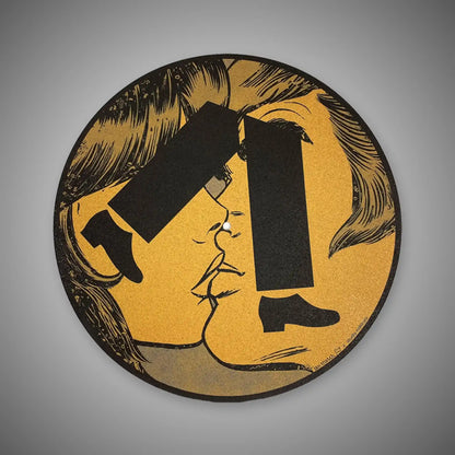 Studio Makkuro - "Walk" by Ian Mutch (WA) - DOUGLAS HIFI