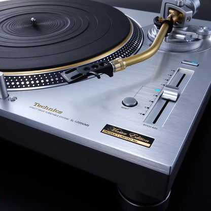 TECHNICS SL-1200GME Grand Class Master Edition Turntable (Close Up) - DOUGLAS HIFI