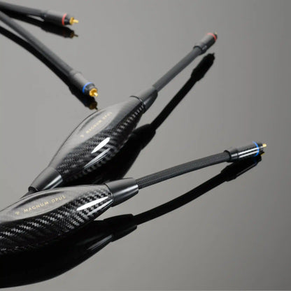 Transparent Audio Magnum Opus RCA Interconnect Cable (Close-Up 2) - DOUGLAS HIFI