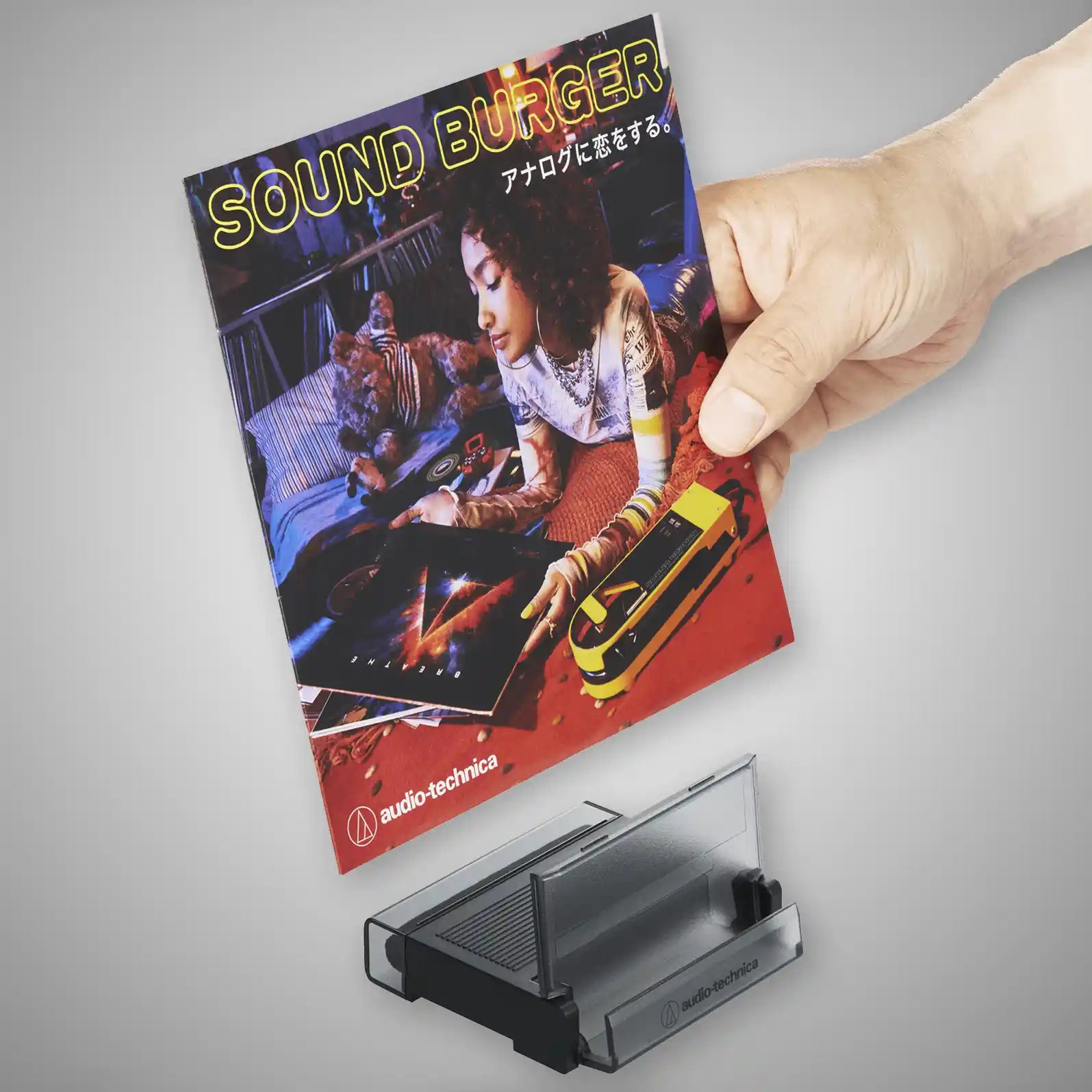 audiotechnica AT6028 Record Cleaning Tool with Record Cover Stand - DOUGLAS HIFI