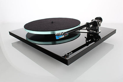 REGA P3 - Planar 3 Turntable