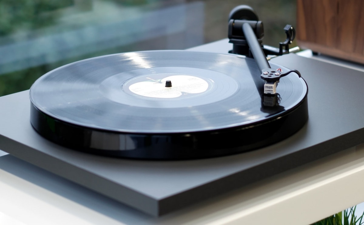 Rega planar 1 turntable matt black | Douglas HiFi Perth